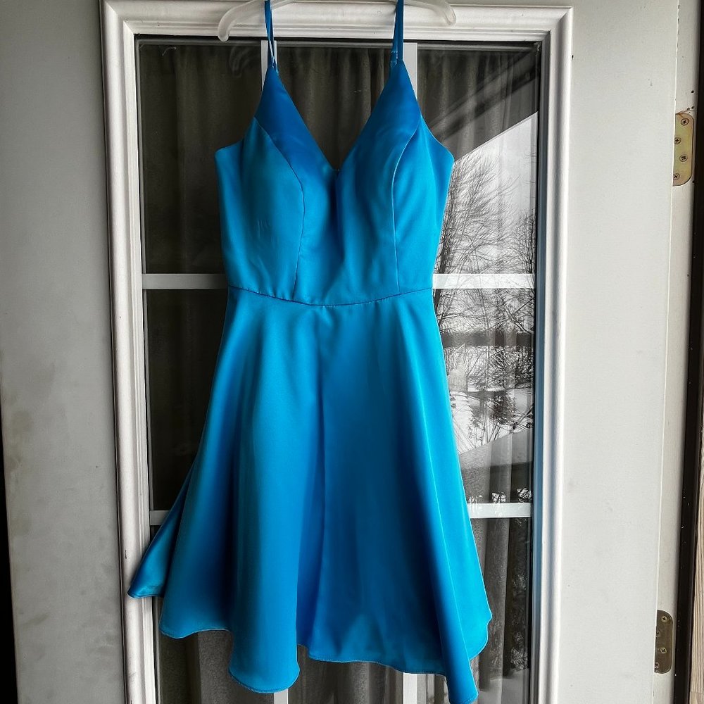 A B. DARLIN size 1/2 aqua blue
